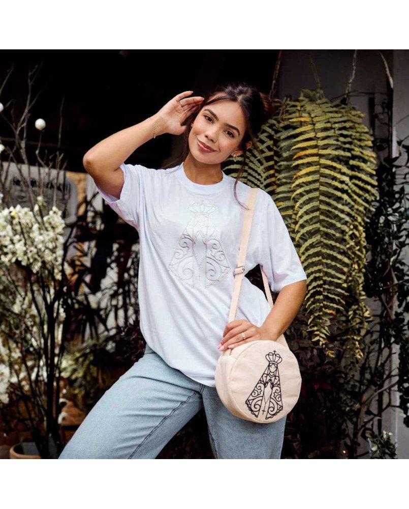 Bolsa Católica Bordada Nossa Senhora Aparecida e Guadalupe Redonda Bolsa Católica Bordada Nossa Senhora Aparecida e Guadalupe Redonda