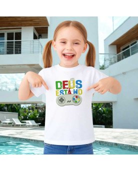 Camisa Feminina Infantil Bordada Deus Está no Controle