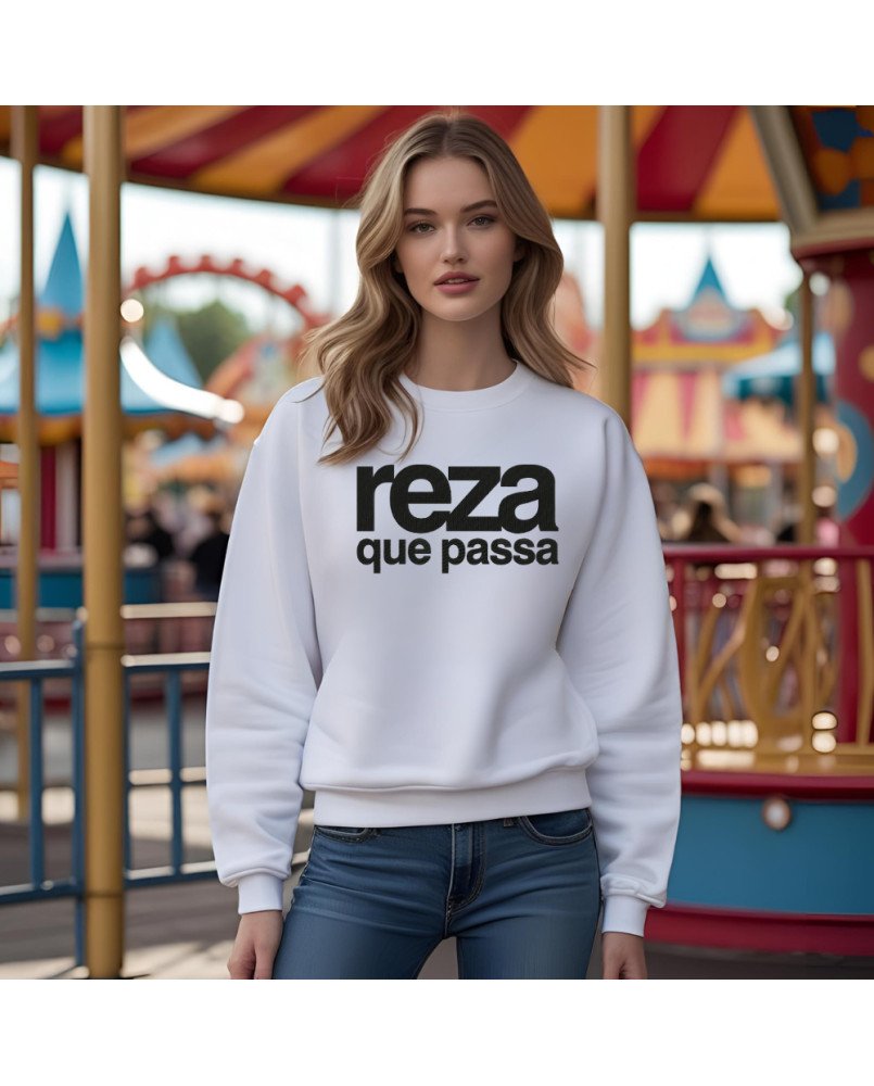 Moletom Blusa de Frio Bordada Moda Católica Reza que Passa Moletom Blusa de Frio Bordada Moda Católica Reza que Passa