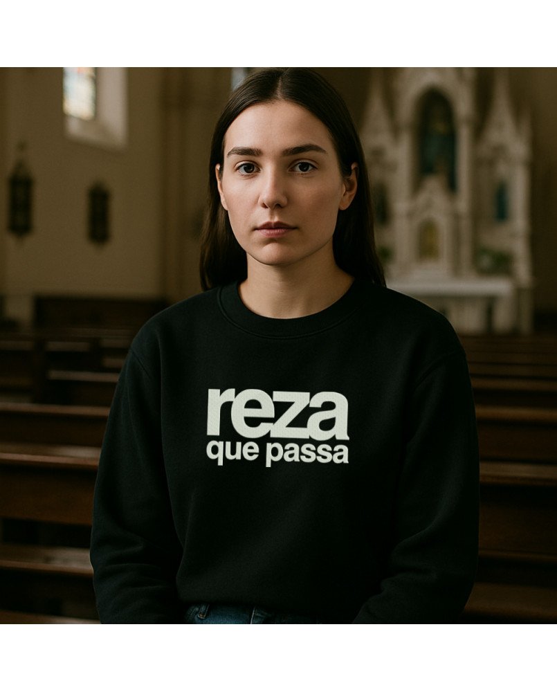 Moletom Blusa de Frio Bordada Moda Católica Reza que Passa Moletom Blusa de Frio Bordada Moda Católica Reza que Passa