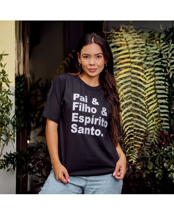 Camisa Feminina Cristã Bordada Pai & Filho & Espírito Santo Camisa Feminina Cristã Bordada Pai & Filho & Espírito Santo