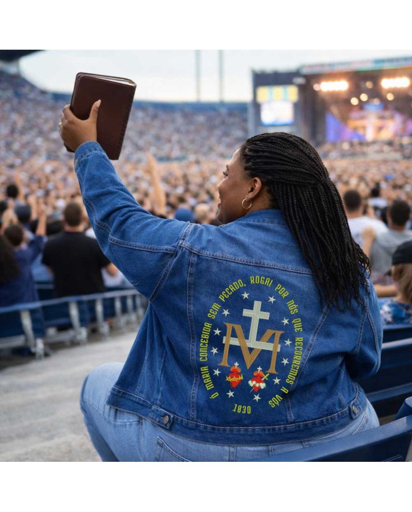 Jaqueta Jeans Feminina Católica Bordada Maria Rogai Por Nós Jaqueta Jeans Feminina Católica Bordada Maria Rogai Por Nós